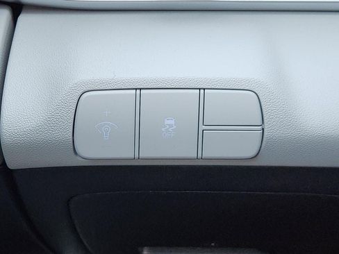 New 2026 Hyundai Elantra Limited FWD image 20