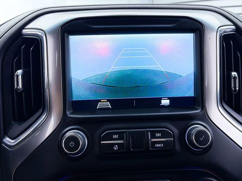 Used 2021 Chevrolet Silverado 1500 RST w/ Safety Package AWD/4WD image 5