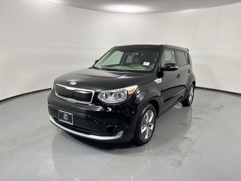 Used 2017 Kia Soul EV FWD image 24