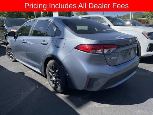 Used 2021 Toyota Corolla L FWD image 2