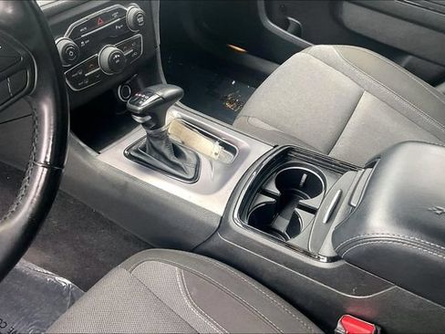 Used 2022 Dodge Charger SXT w/ Blacktop Package RWD image 15