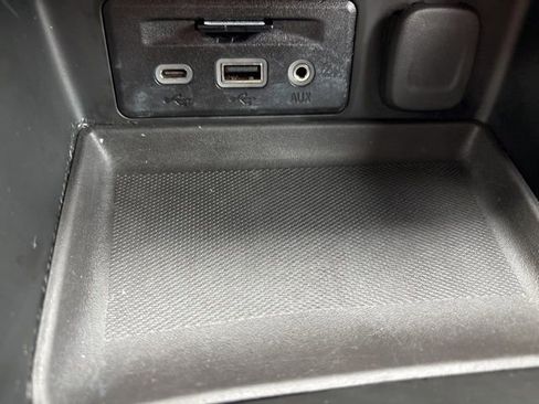 Used 2018 GMC Terrain SLT w/ Infotainment Package II image 17