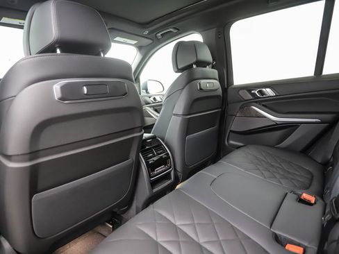 Used 2026 BMW X5 xDrive40i image 21