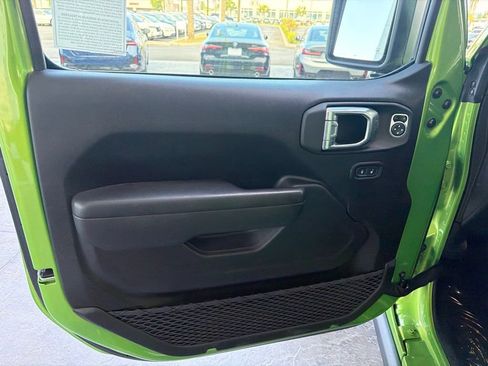Used 2025 Jeep Wrangler Unlimited Sport AWD/4WD image 7
