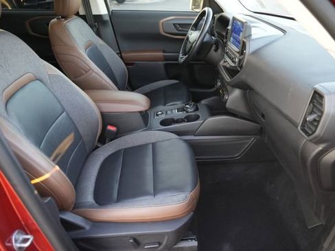 Used 2023 Ford Bronco Sport Outer Banks w/ Tech Package image 19