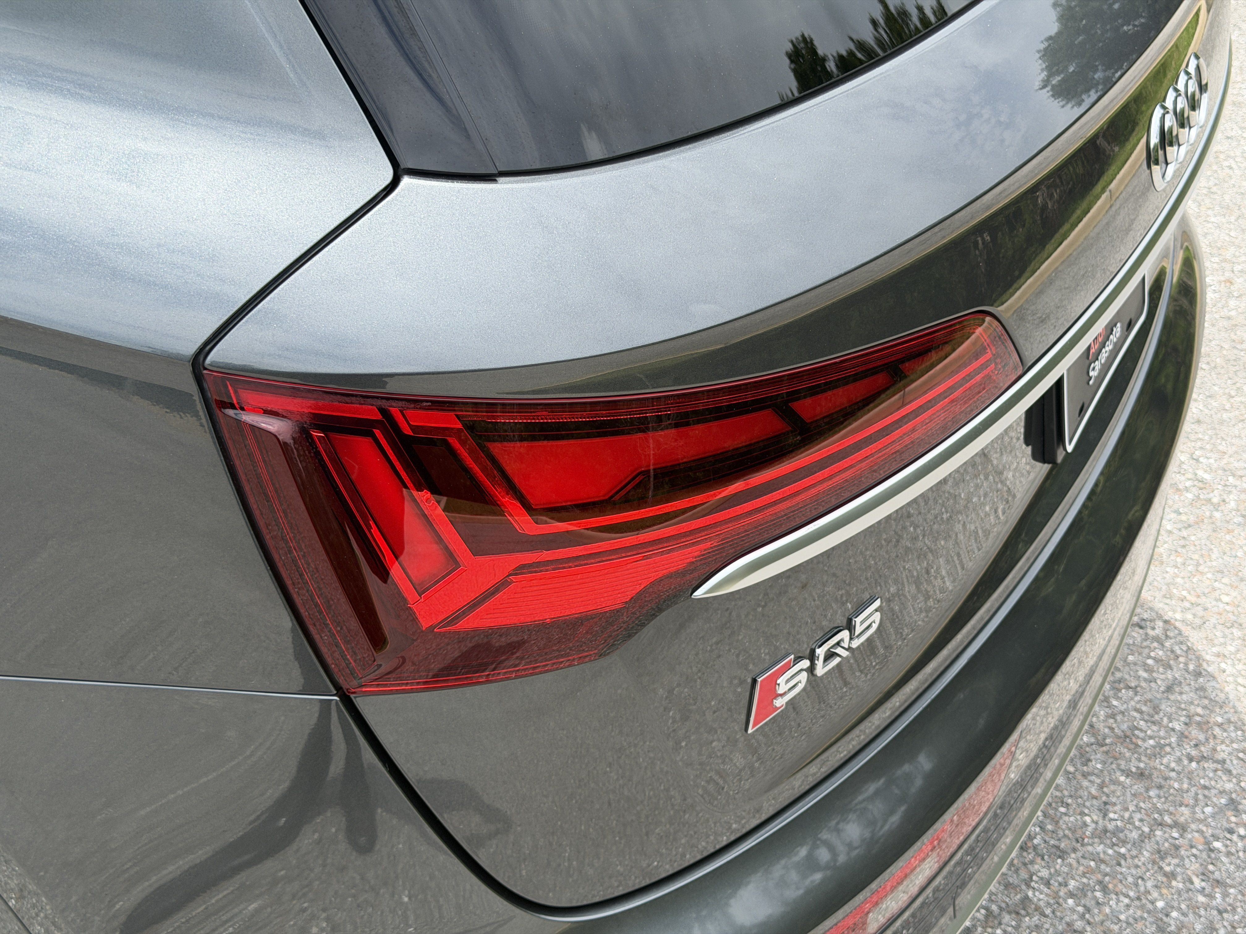 Used 2021 Audi SQ5 Premium Plus w/ Premium Plus Package AWD/4WD image 10