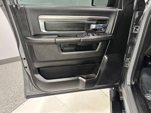 Used 2022 RAM 1500 Classic Warlock w/ Ceramic Grey Warlock Package AWD/4WD image 11