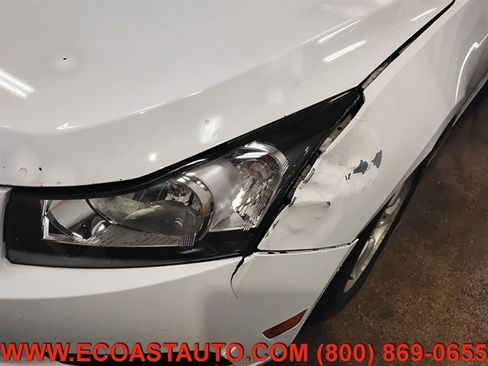 Used 2012 Chevrolet Cruze LT FWD image 16