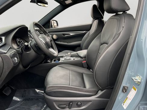 Used 2023 INFINITI QX50 Sport image 16