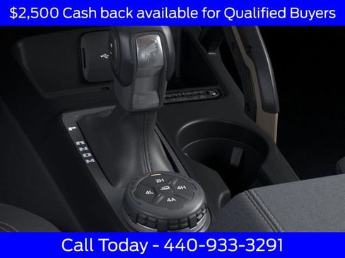 New 2025 Ford Bronco Badlands image 19