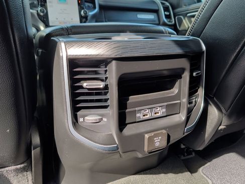 Used 2023 RAM 1500 Laramie AWD/4WD image 40