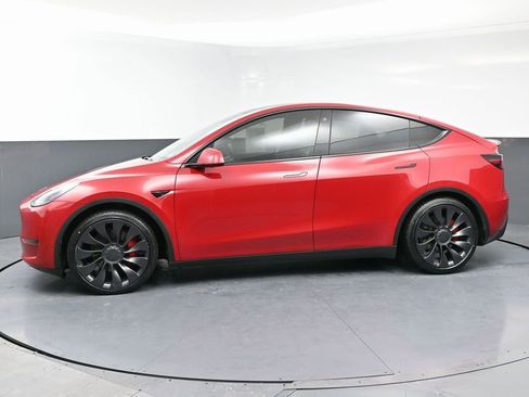 Used 2021 Tesla Model Y Performance image 5