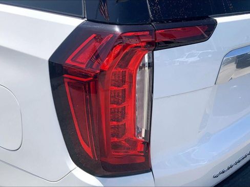 Used 2023 GMC Yukon Denali AWD/4WD image 26