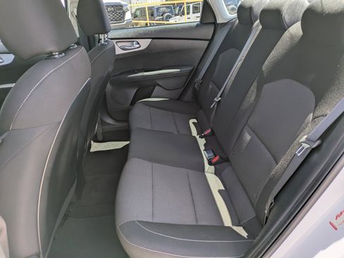 Certified 2024 Kia Forte LXS w/ LXS Technology Package FWD image 10