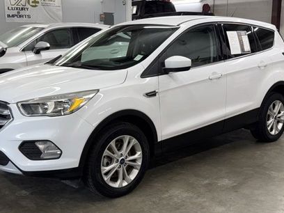 Used 2017 Ford Escape SE
