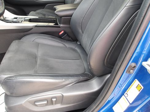 Used 2022 Mitsubishi Eclipse Cross AWD image 13