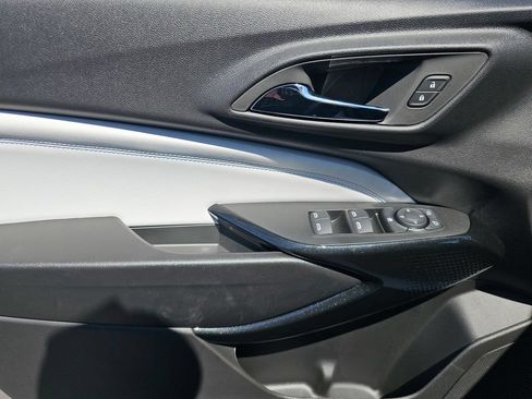 New 2026 Chevrolet Trax LT w/ Midnight Edition FWD image 20