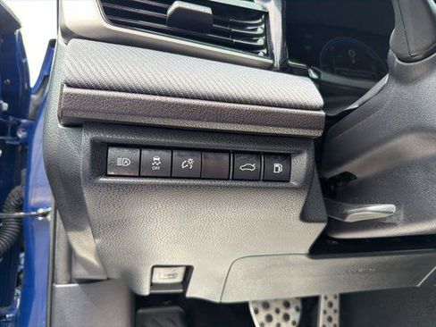 Certified 2025 Toyota Camry SE FWD image 20
