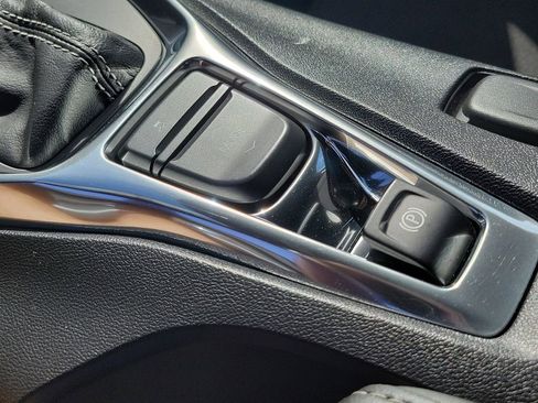 Used 2016 Chevrolet Camaro SS RWD image 17