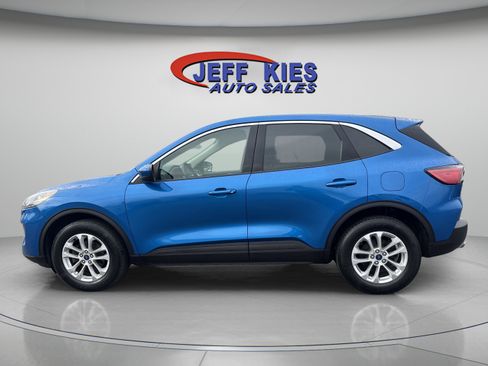 Used 2020 Ford Escape SE image 8