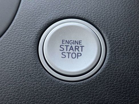 Used 2024 Hyundai Tucson Limited image 36