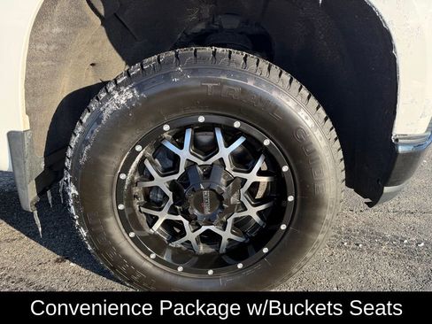 Used 2020 Chevrolet Silverado 1500 LT Trail Boss image 10