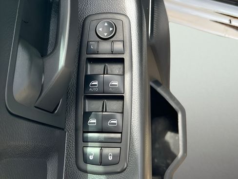 Used 2022 RAM 1500 Tradesman w/ Popular Equipment Group AWD/4WD image 13