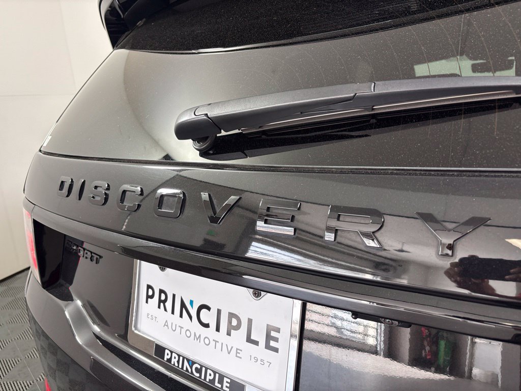 Used 2025 Land Rover Discovery Sport Dynamic SE AWD/4WD image 10
