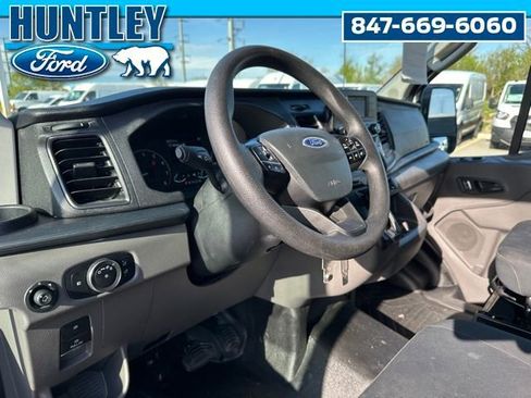 Used 2024 Ford Transit 250 Low Roof AWD w/ Exterior Upgrade Package image 16