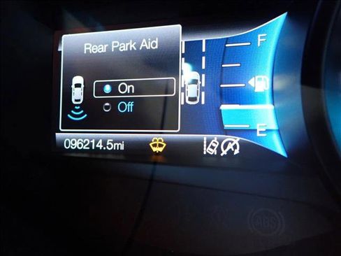 Used 2022 Ford Edge SEL image 23