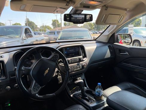 Used 2019 Chevrolet Colorado Z71 AWD/4WD image 5