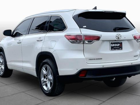 Used 2014 Toyota Highlander Limited Platinum FWD image 11