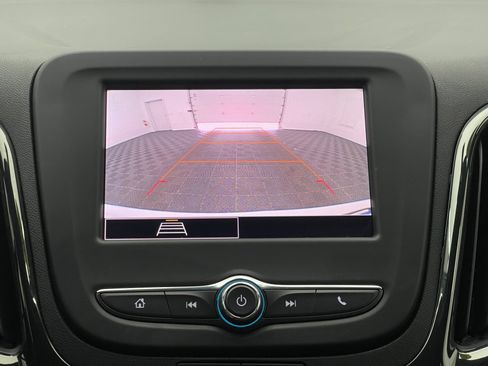 Used 2023 Chevrolet Equinox RS w/ LPO, Floor Liner Package FWD image 4