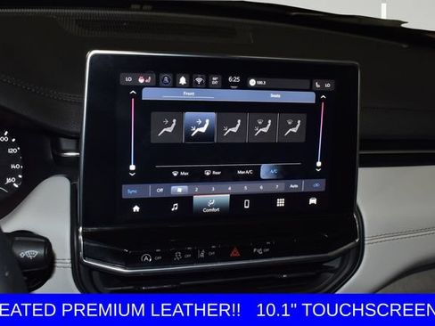 Used 2025 Jeep Compass Limited AWD/4WD image 24