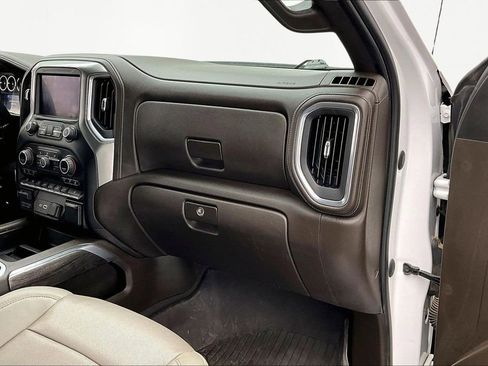 Used 2021 Chevrolet Silverado 1500 LTZ w/ Z71 Off-Road Package image 17