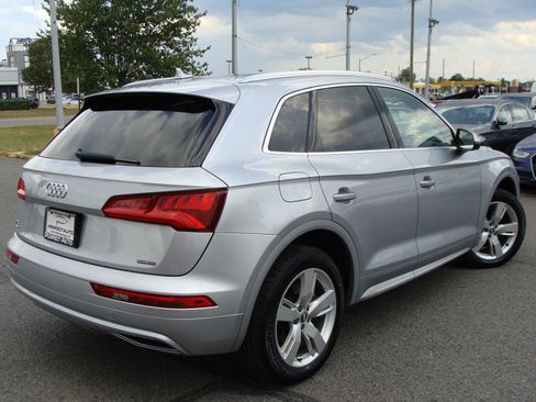 Used 2019 Audi Q5 2.0T Premium w/ Convenience Package image 6