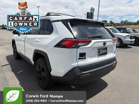 Used 2021 Toyota RAV4 XLE w/ XLE Grade Weather Package AWD/4WD image 6