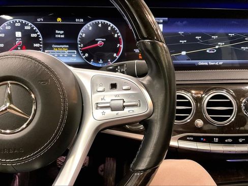 Used 2020 Mercedes-Benz S 560 4MATIC Sedan image 12