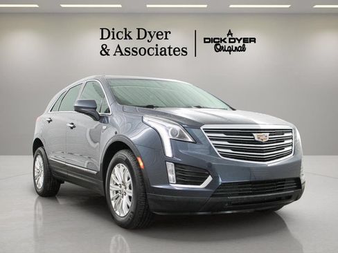 Used 2019 Cadillac XT5 FWD image 3