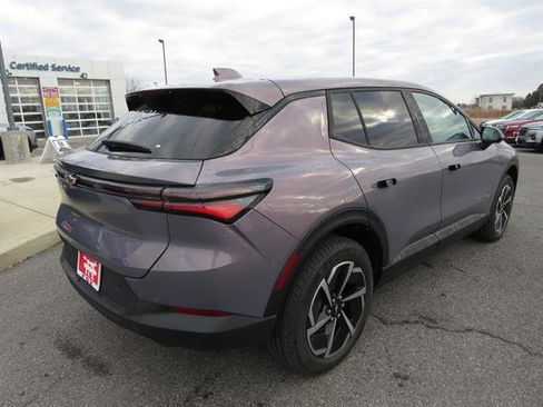 New 2026 Chevrolet Equinox EV LT image 4