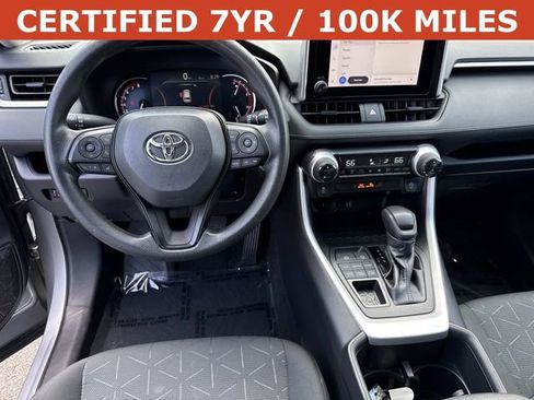 Used 2023 Toyota RAV4 XLE AWD/4WD image 17