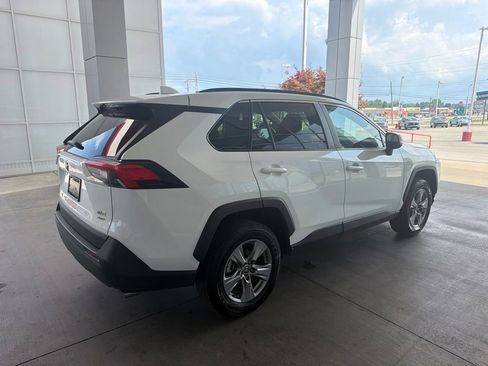 Certified 2025 Toyota RAV4 XLE AWD/4WD image 5