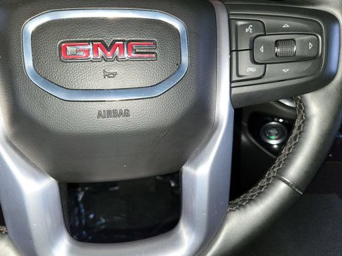 Used 2025 GMC Sierra 1500 SLT AWD/4WD image 26
