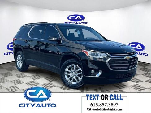 Used 2020 Chevrolet Traverse LT FWD image 1
