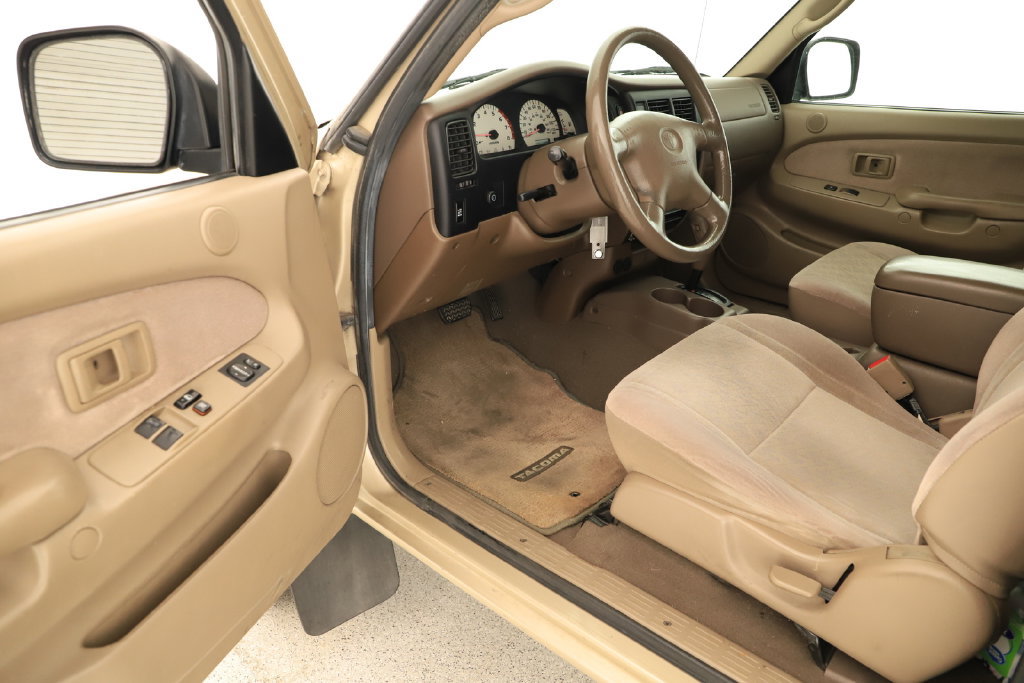 Used 2004 Toyota Tacoma PreRunner w/ Convenience Pkg RWD image 14