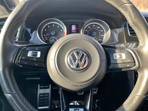 Used 2017 Volkswagen Golf 4-Door image 19