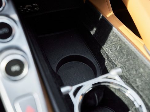 Used 2018 Ferrari GTC4Lusso image 63