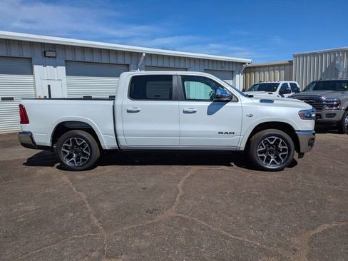 New 2026 RAM 1500 Laramie AWD/4WD image 3
