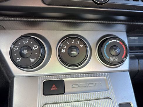 Used 2012 Scion xB image 17