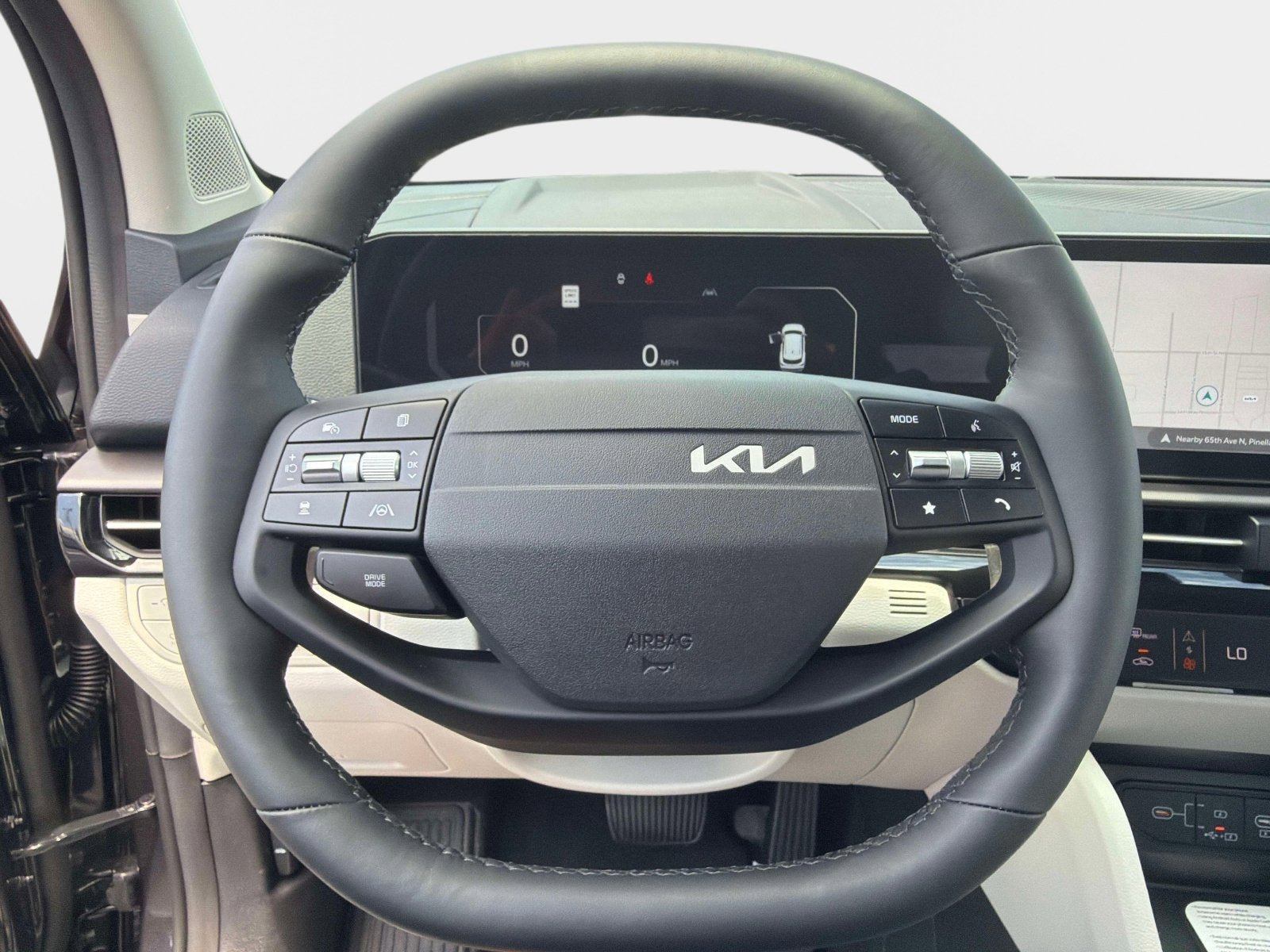 New 2026 Kia Sportage SX FWD image 28